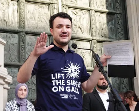 American Judge Directs Deportation of Palestinian-Supporting Activist Due to Misrepresented Facts on Green Card Application
