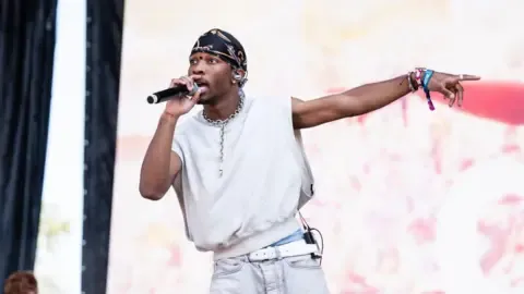 Body Discovered in Car Registered to Artist D4vd Confirmed as Missing Teen